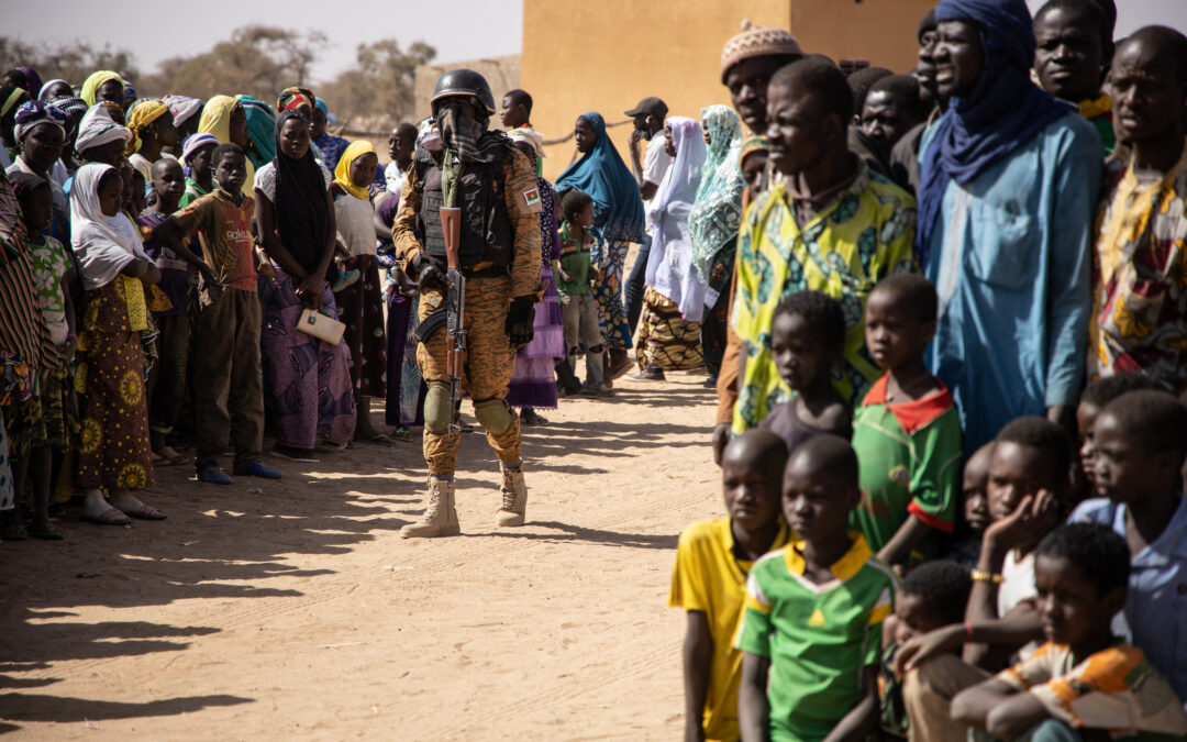 Burkina Faso attacks displace thousands in 10 days: UN | Armed Groups News | Al Jazeera